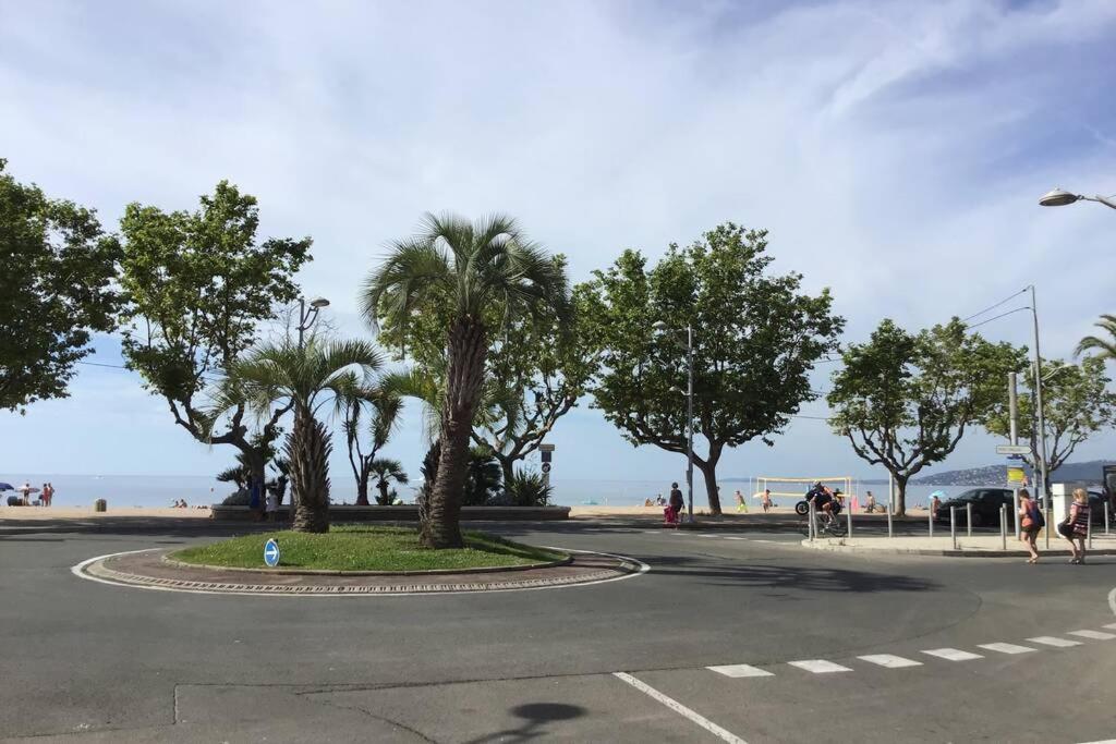 Des Vacances De Reve Apartment Frejus Ngoại thất bức ảnh